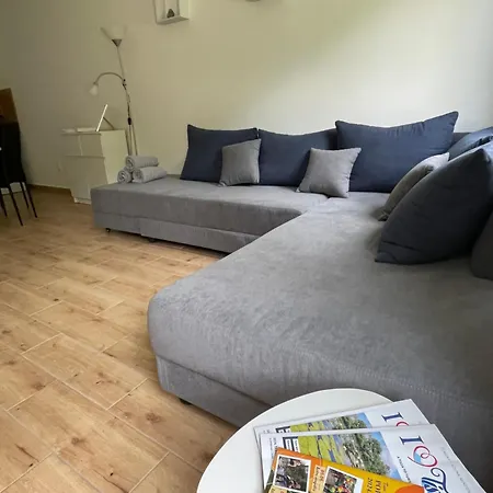Kolokan Apartmanhaz 公寓 Tiszafüred