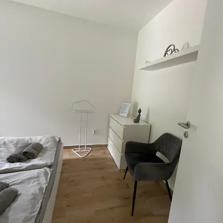 Kolokan Apartmanhaz 公寓 Tiszafüred